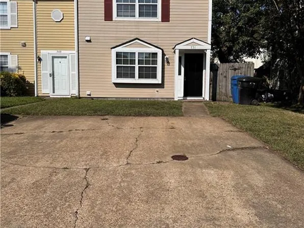 751 Spence Cir, Virginia Beach, VA 23462