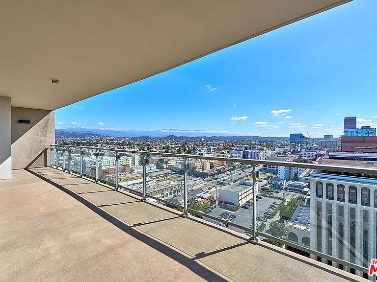 3785 Wilshire Blvd #2008 — Photo 1