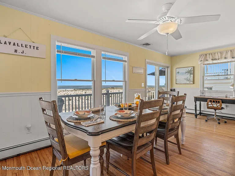 1404 Oceanfront #UPPER — Photo 24