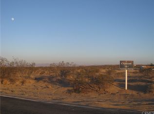 883 Bowman Trl, Landers, CA 92285