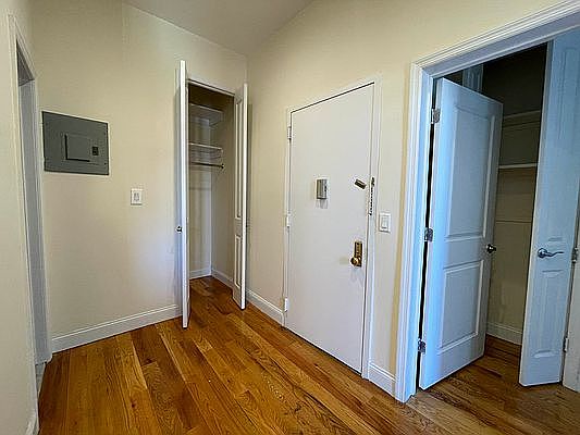 4th image of 24 Rogers Ave #D1