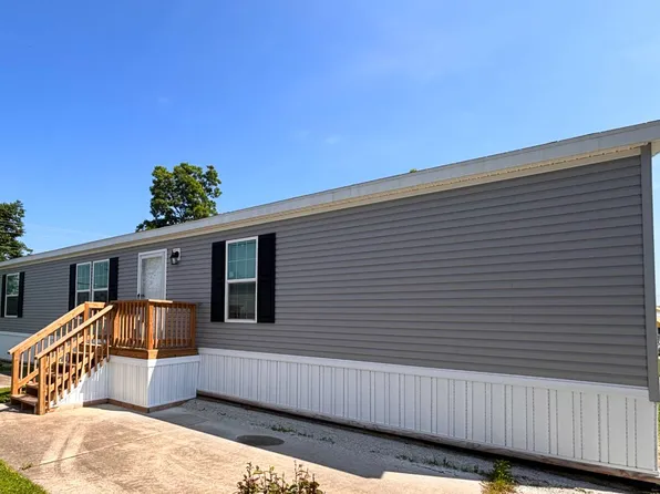 21323 Lakeview Dr #18, Warrenton, MO 63383