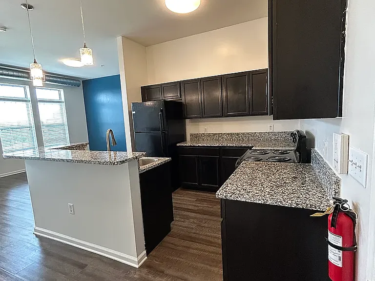 632MLK Apartments — Photo 1