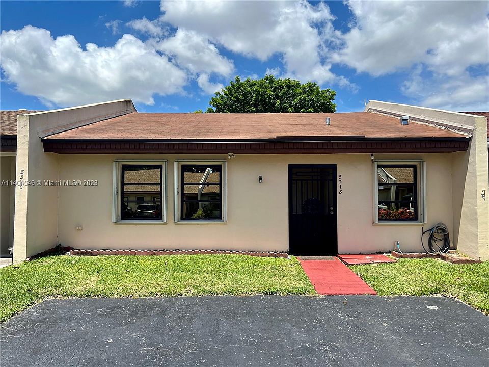1st image of 5318 SW 140th Pl #1-C