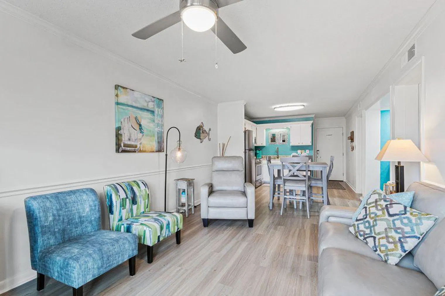 2 bed, 2.0 bath, 785 sqft, $4,239 — Photo 2