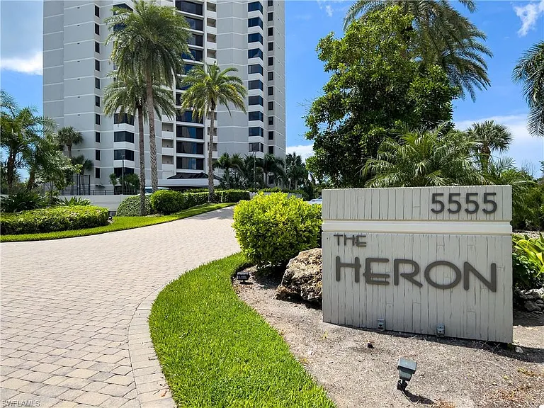 5555 Heron Point Dr #101 — Photo 2