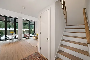 12 Halsey Street, #G23