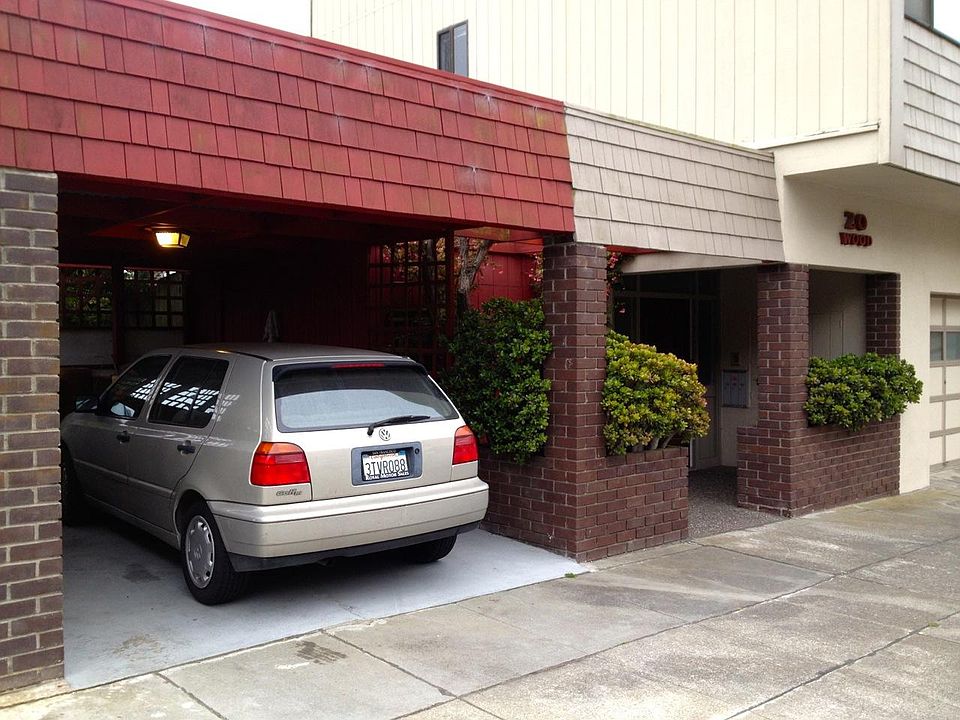 1st image of 20 Wood St