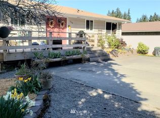 1220 Black Diamond Rd, Port Angeles, WA 98363