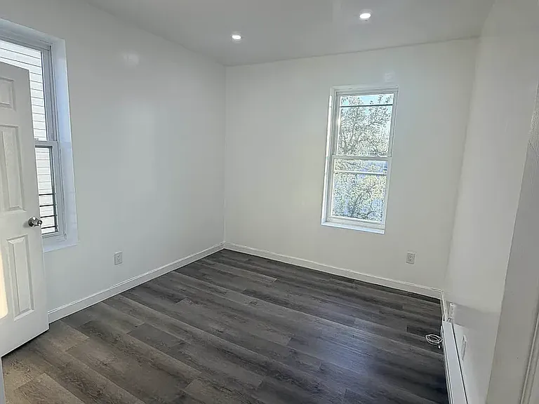 3345 Fish Ave #2B — Photo 5
