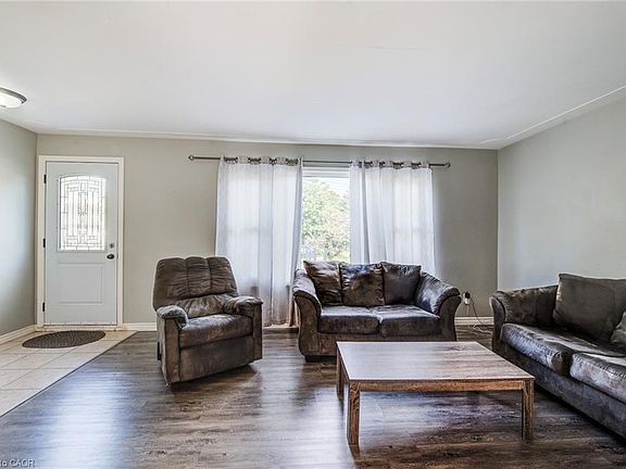 5th image of 124 Wilfred Ave