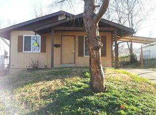 10160 Lord Dr, Saint Louis, MO 63136