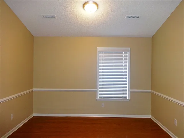 103 Rosedale Ct — Photo 7