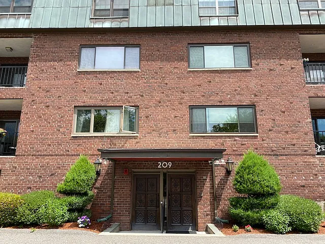 209 Commonwealth Ave #1 — Photo 12