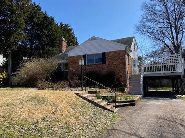 1917 Youngblood St, Mc Lean, VA 22101