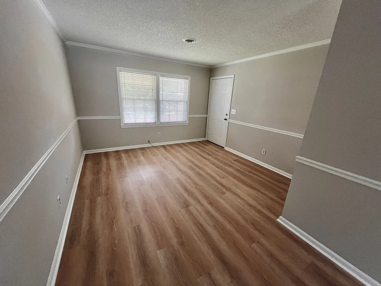 Rosewood condo — Photo 2