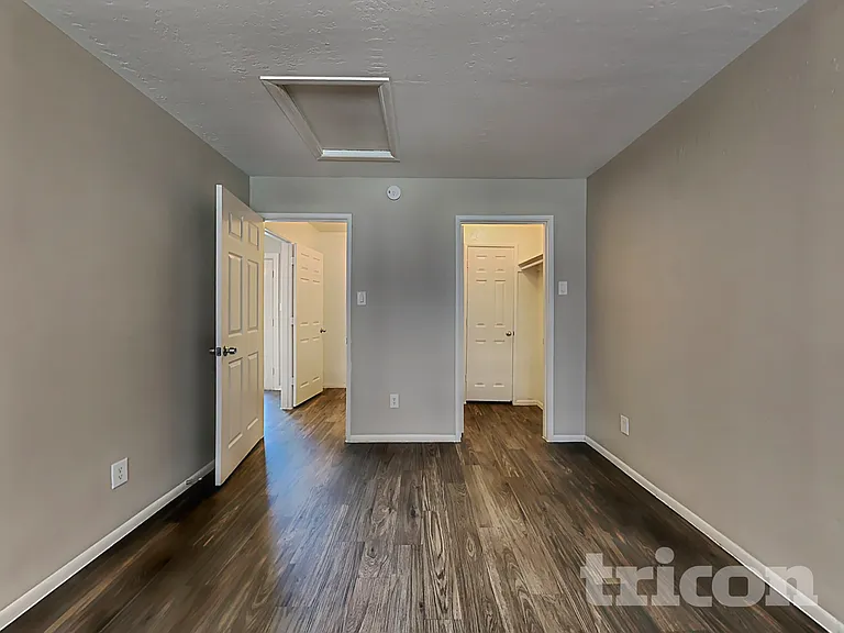 7805 W Cora Ln — Photo 12