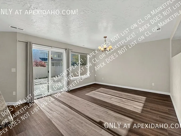 5095 N Maplestone Ave — Photo 9