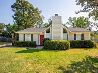 9380 Burnt Tree Dr, Mobile, AL 36695