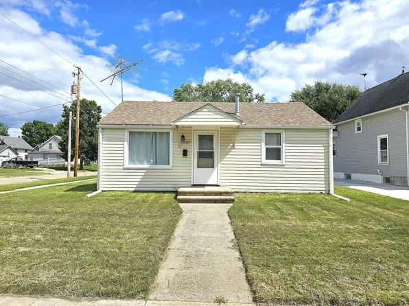1157 8th Street, Beloit, WI 53511