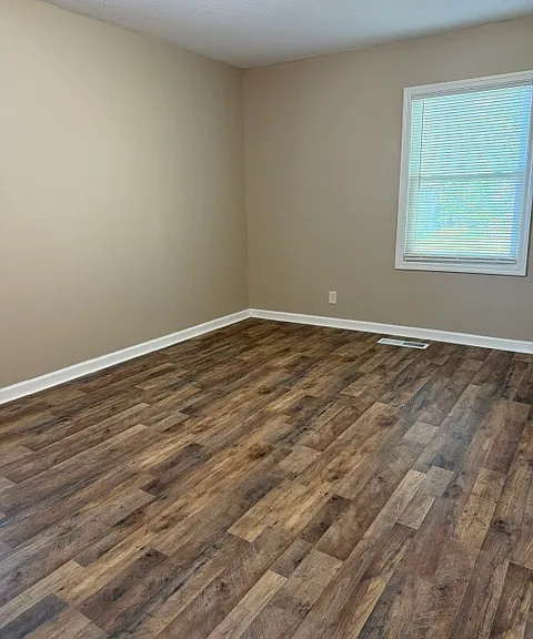 1728 Dearborn St — Photo 16