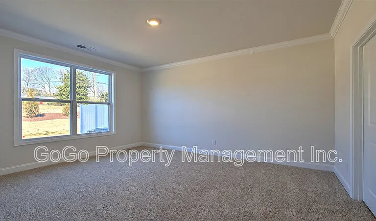 208 Reynard Trl — Photo 23