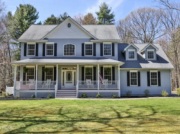 106 Sunflower Ct, Milford, PA 18337