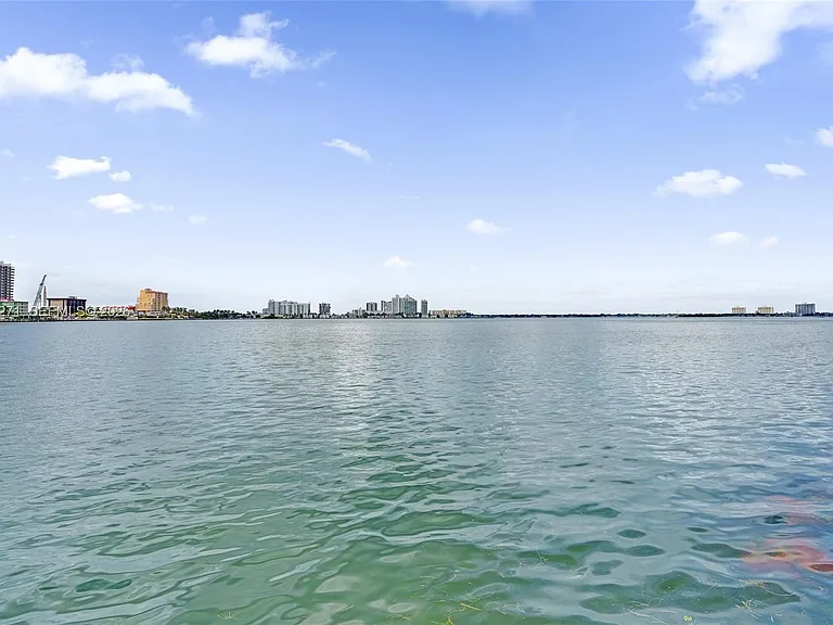 2170 Bay Dr #3-20 — Photo 22