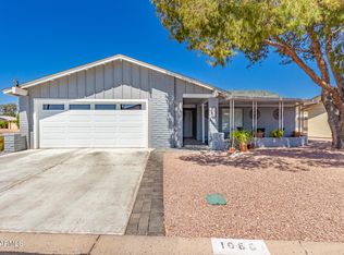 1060 S Florence Dr, Mesa, AZ 85208