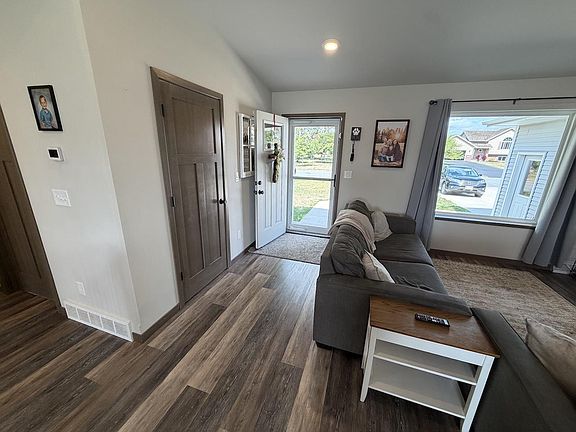 5th image of 5505 ISAIAH STREET