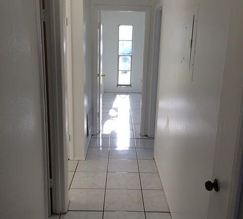 2nd image of 112 Loredo Ln