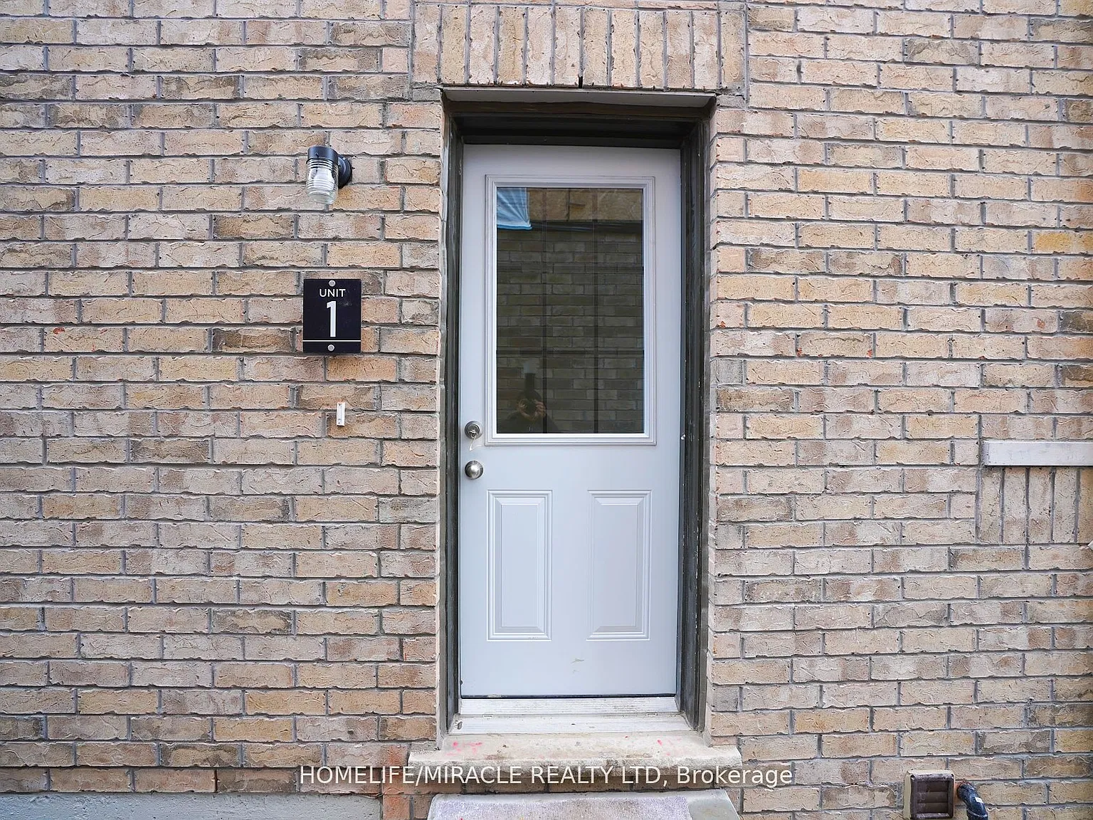 2 bed, $1,699 — Photo 4