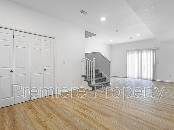 5th image of 17324 E Susquehanna Dr