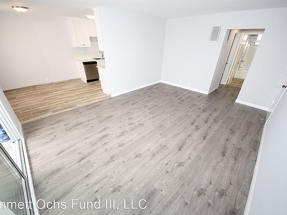 2nd image of 11621 Ohio Ave #8