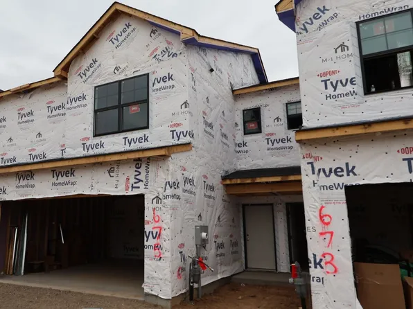 675 Tulare Ter, Newport, MN 55055