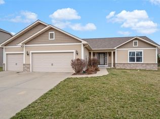 512 Longfellow Dr, O Fallon, IL 62269