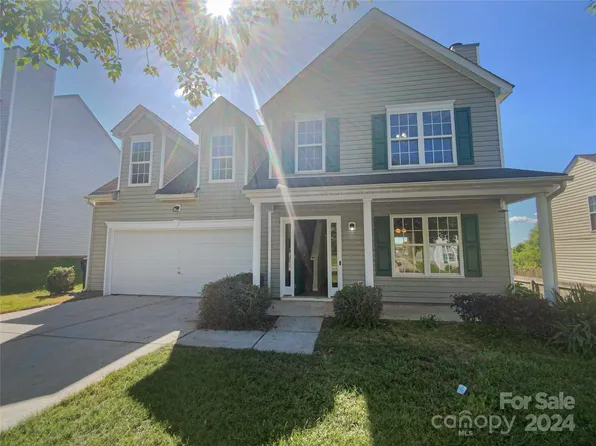 7925 Donet Terrace Dr, Charlotte, NC 28215