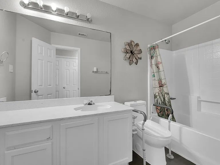 930 Timber Oaks Ln — Photo 15