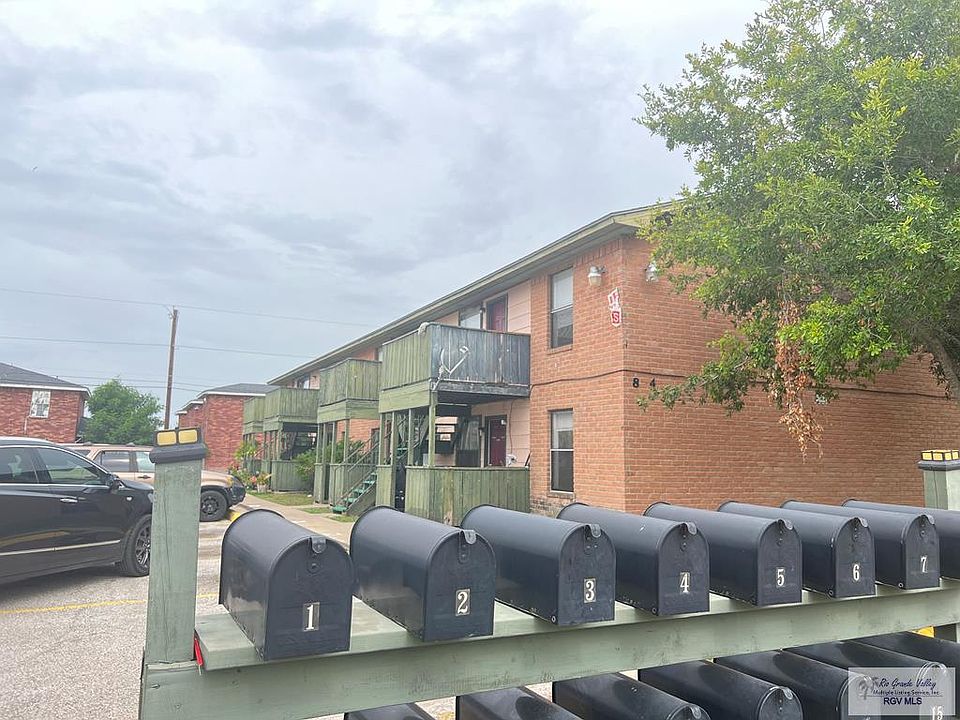 1st image of 814 & 820 26th St #2 & 3