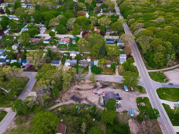 1010 N Rath Ave #1, Ludington, MI 49431