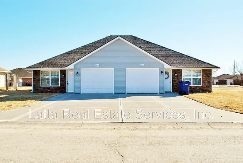 203 Parker Dr