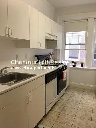 115 Kilsyth Rd #3 — Photo 11