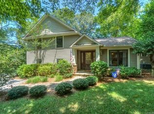 727 Concord Rd, Davidson, NC 28036