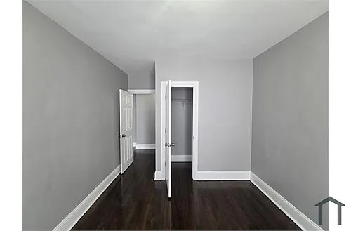 1332 W 82nd St Photo 1