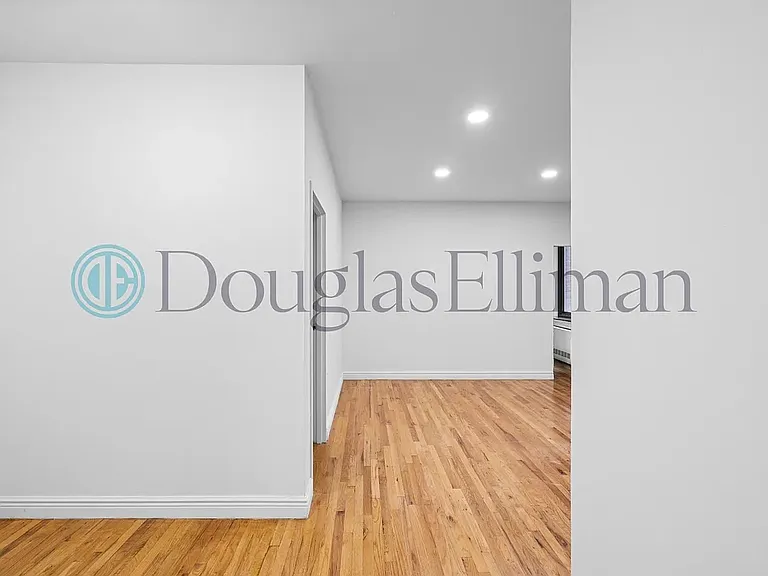 295 Park Ave S #6B — Photo 2