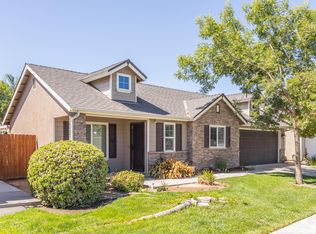 415 E Carpenter Ave, Reedley, CA 93654