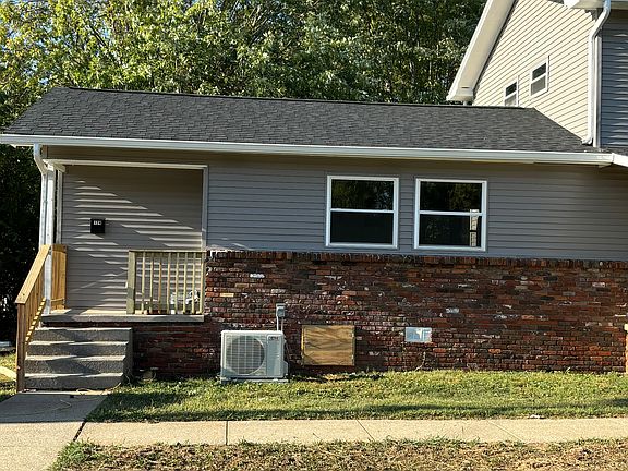 End unit - 1 bedroom