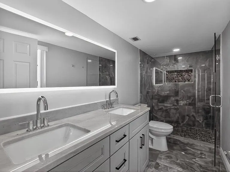 2206 S Cypress Bend Dr #401 — Photo 8
