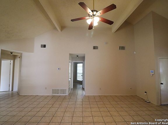 5th image of 8707 Wellesley Manor Dr