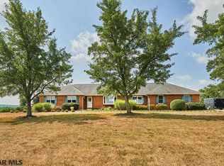 106 Houtz Ln, Port Matilda, PA 16870